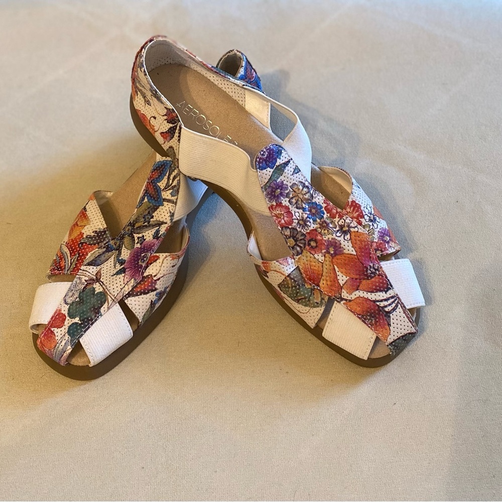 AEROSOLES Multicolor Floral Women's Sandals